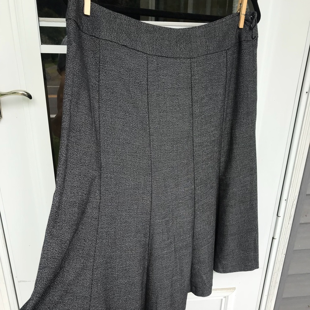 Dress Barn fit and flare gray tweed midi skirt
